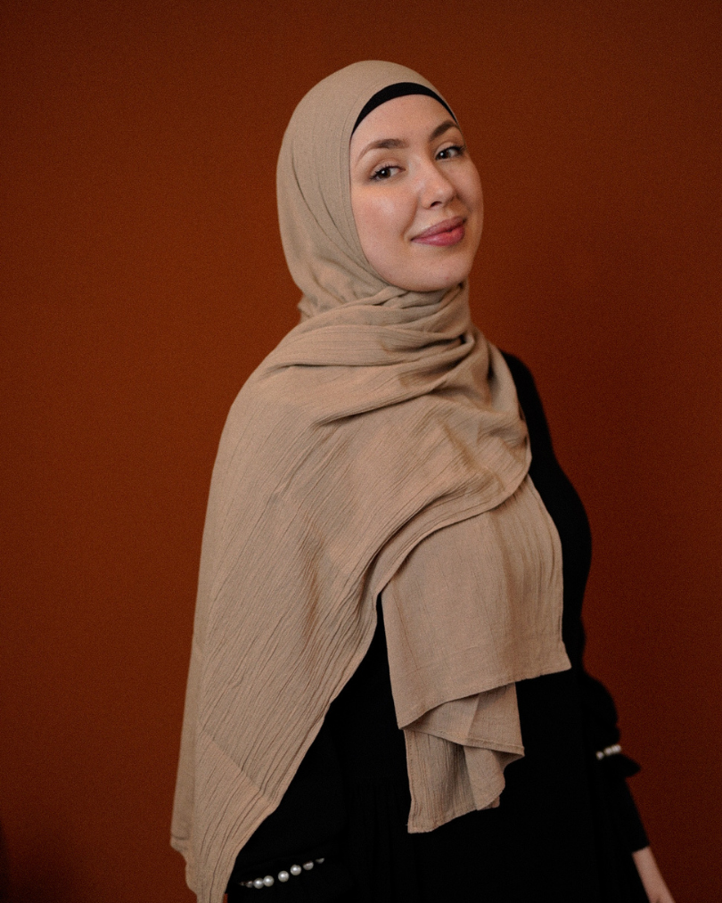 Crinkle Chiffon Hijab aus Viskose und Leinen Sand - "Sandy"