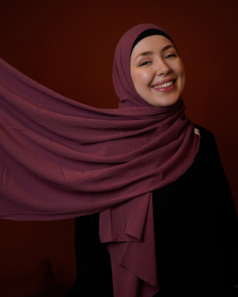 Crinkle Chiffon Hijab aus Viskose und Leinen Wildberry - "Sandy"